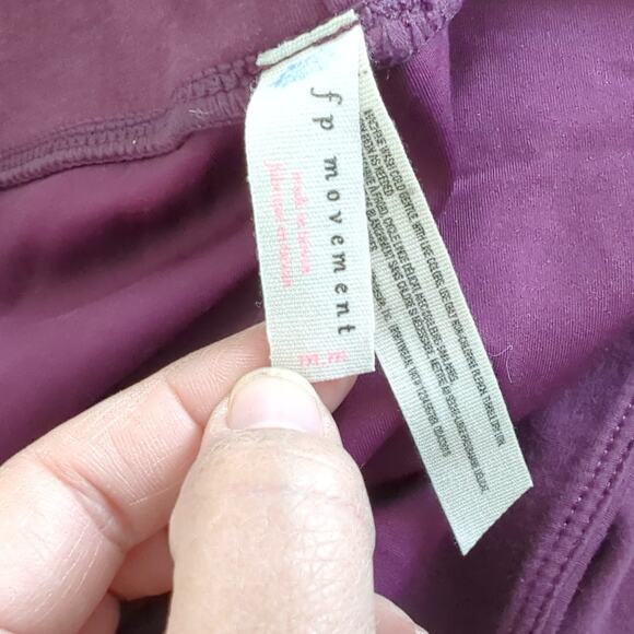 FP Movement Free People Turn Out Yoga Capris Leggings Tie Ballet Pants Medium - Picture 5 of 6